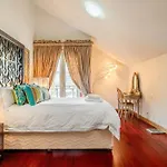 Cliff View - By Wehost Apartman *