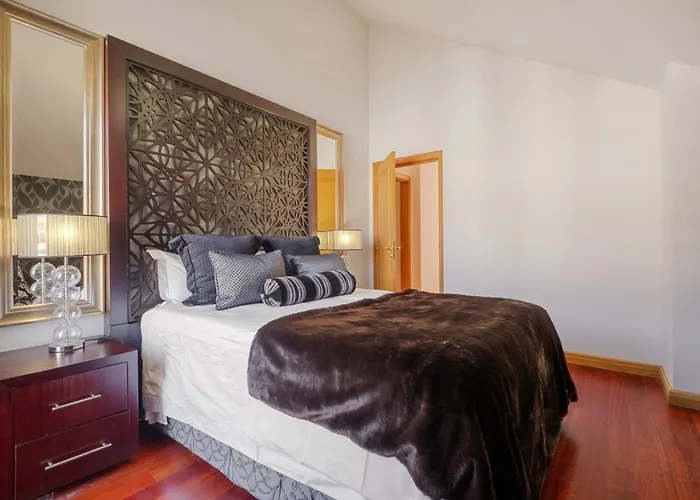 Cliff View - By Wehost Funchal (Madeira)