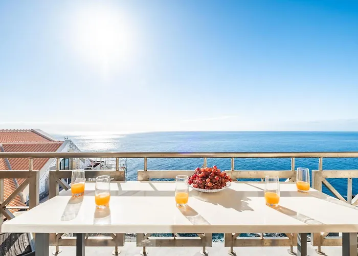 Cliff View - By Wehost Apartment