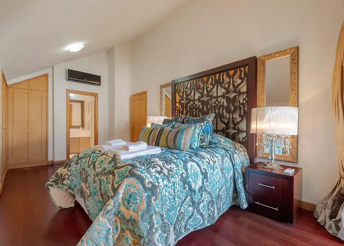 Cliff View - By Wehost Funchal (Madeira)